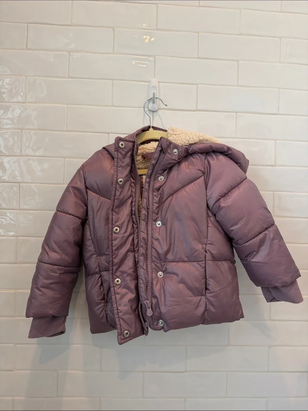 GAP Girls Hooded Puffer Jacket in Mauve